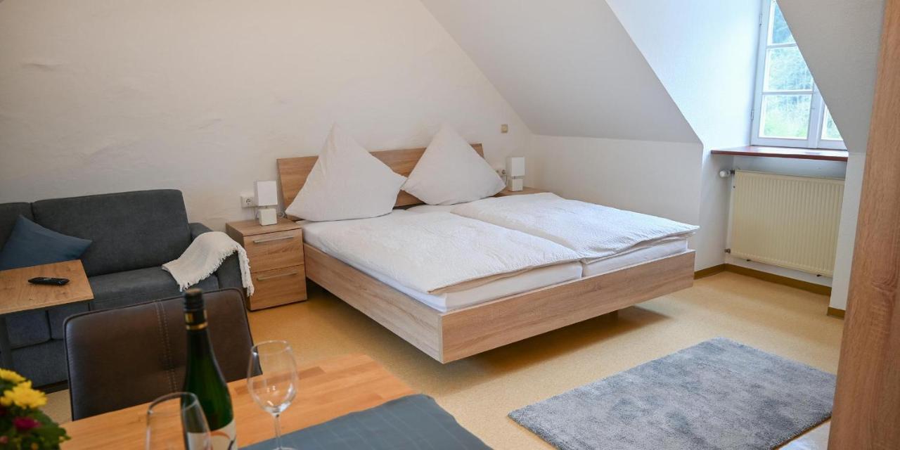 Ferienappartements Intour Ockfen Екстер'єр фото